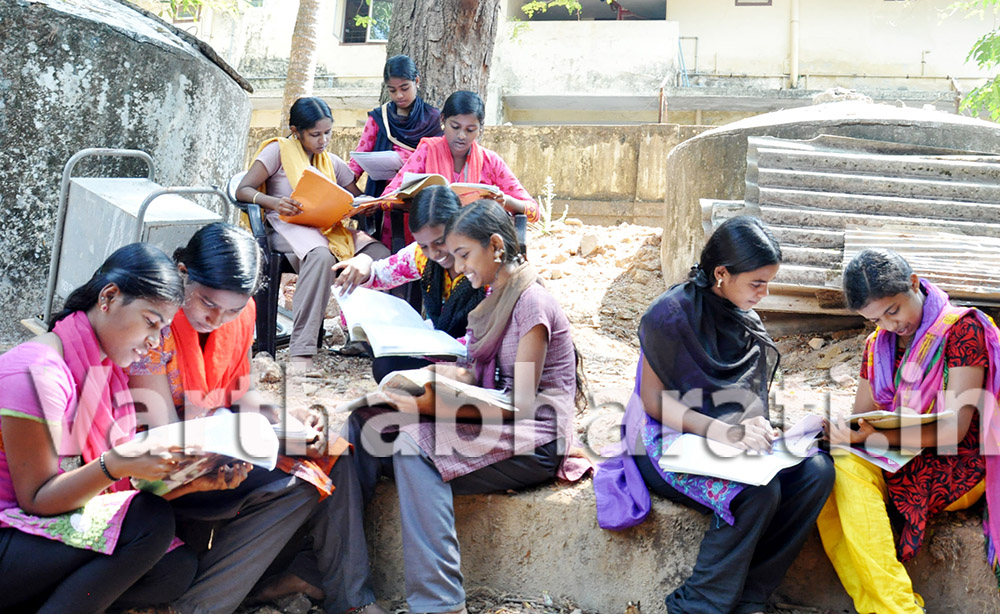 ಇಂದಿನಿಂದ ಕೇರಳ ಎಸ್ ಎಸ್ ಎಲ್ ಸಿ, ಹಯರ್ ಸೆಕಂಡರಿ ವಾರ್ಷಿಕ ಪರೀಕ್ಷೆ